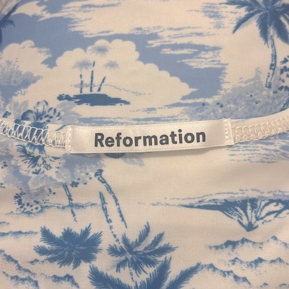 Reformation Harbor Longline Scoop Neck Bikini Top In Island Blue NWT Size Small - Picture 8 of 10